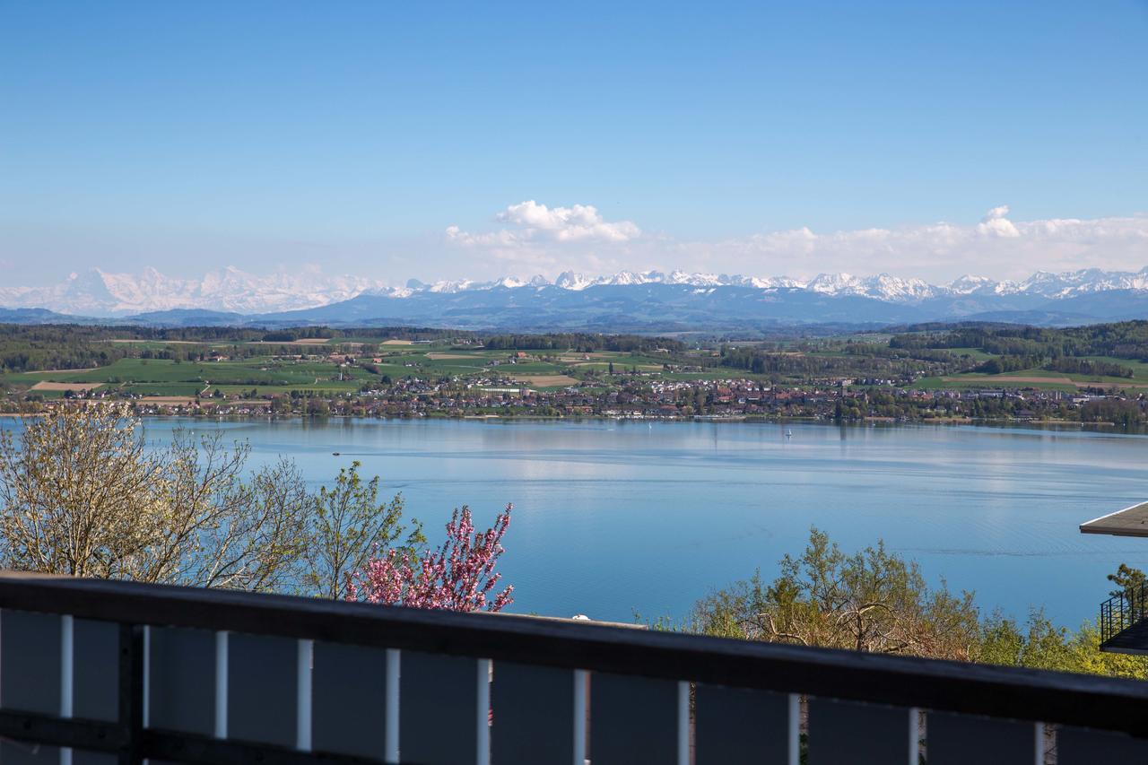 Le Mont-Vully - Hotel Restaurant Haut-Vully Pokoj fotografie